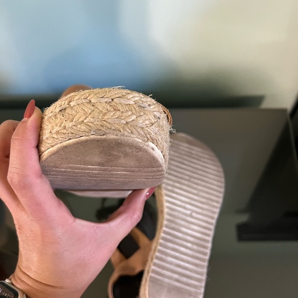 Steve Madden Brown Wedges - Picture 4 of 5